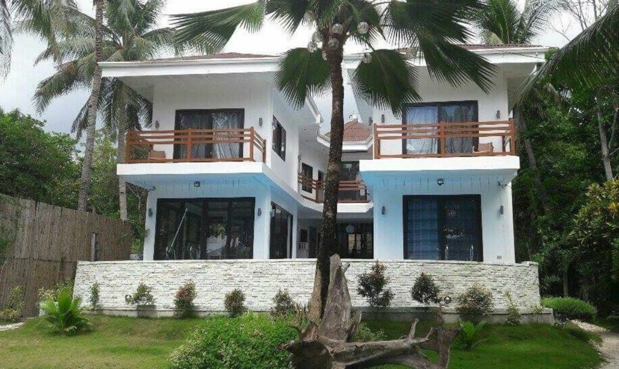 The Whitehouse By The Sea Villa Panglao Eksteriør billede